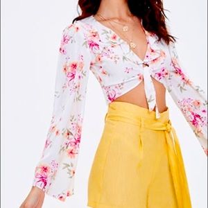 F21 Floral Self-Tie Crop Top